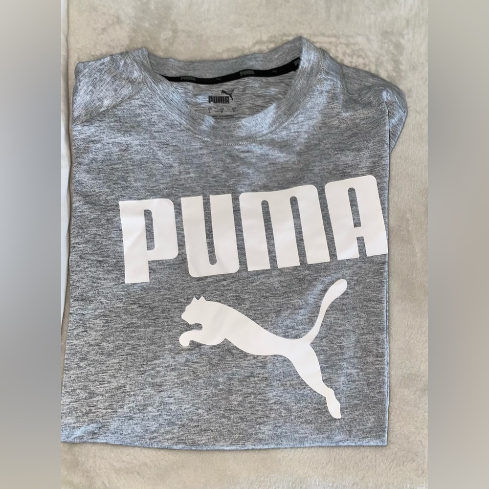 2 tshirts